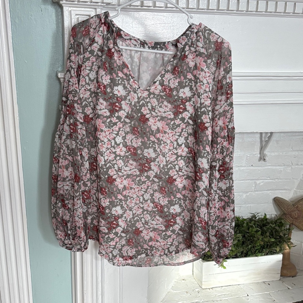 Floral V-Neck Blouse - Pink and Gray